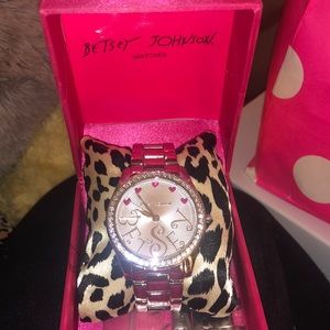 Betsey Johnson heart rhinestone watch 💗